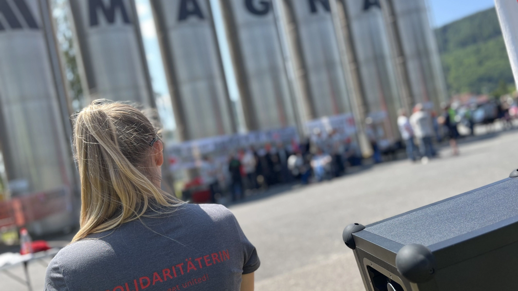 Warnstreik bei Magna Mirrors in Dorfprozelten