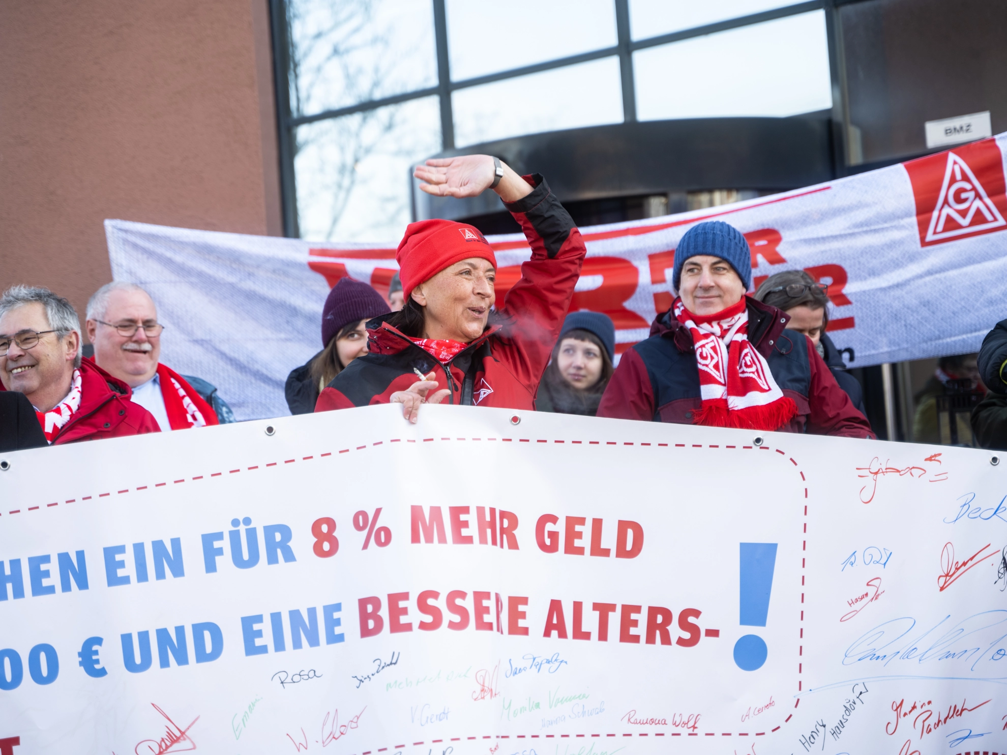 Tarifrunde Textil- und Bekleidungsindustrie: Kundgebung und Demonstration zur 2. Verhandlung in Ingolstadt