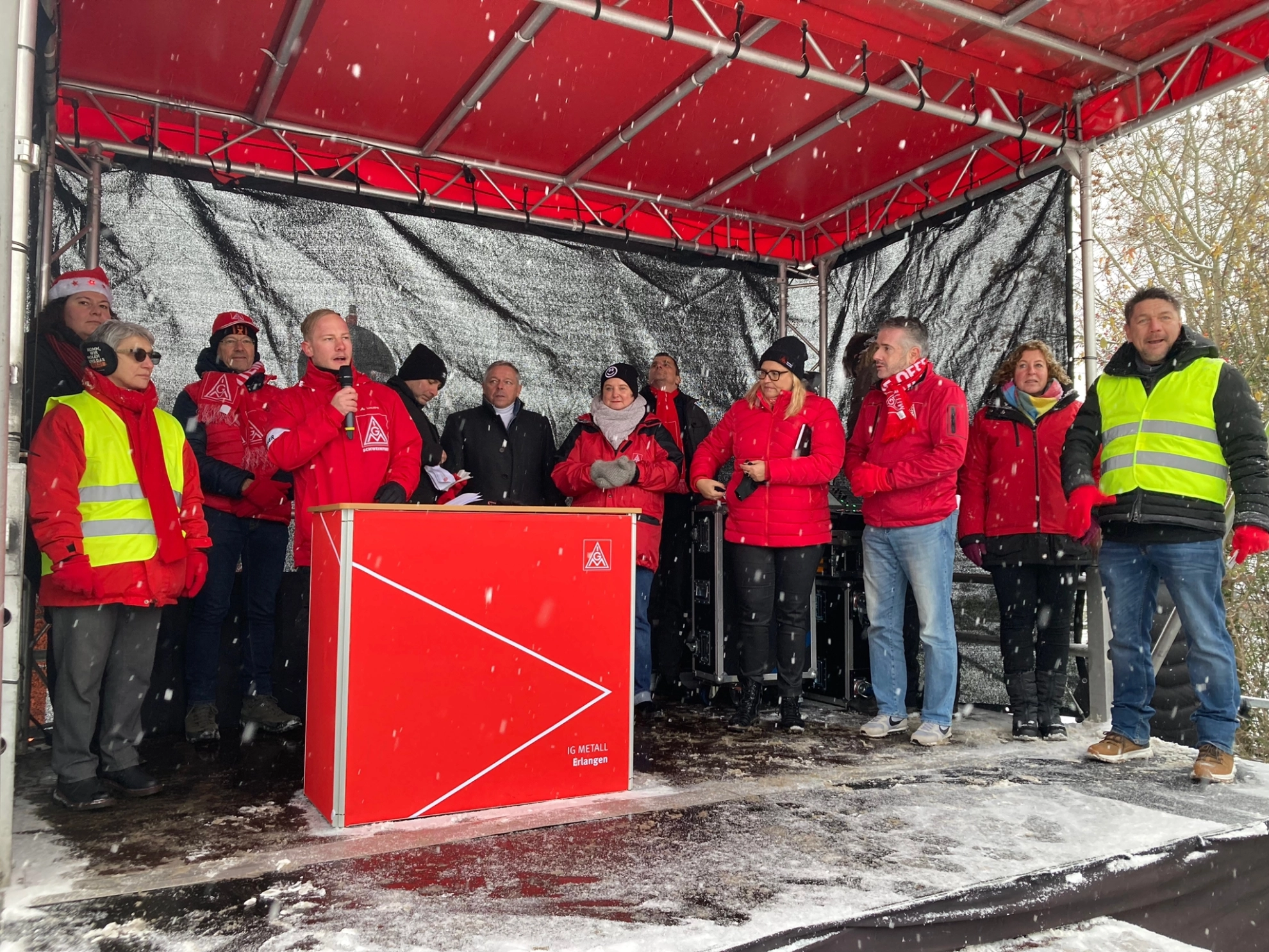 Bundesweiter Schaeffler-Aktionstag gegen Abbaupläne in Herzogenaurach