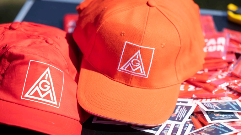 Warnstreik bei Magna Mirrors in Dorfprozelten