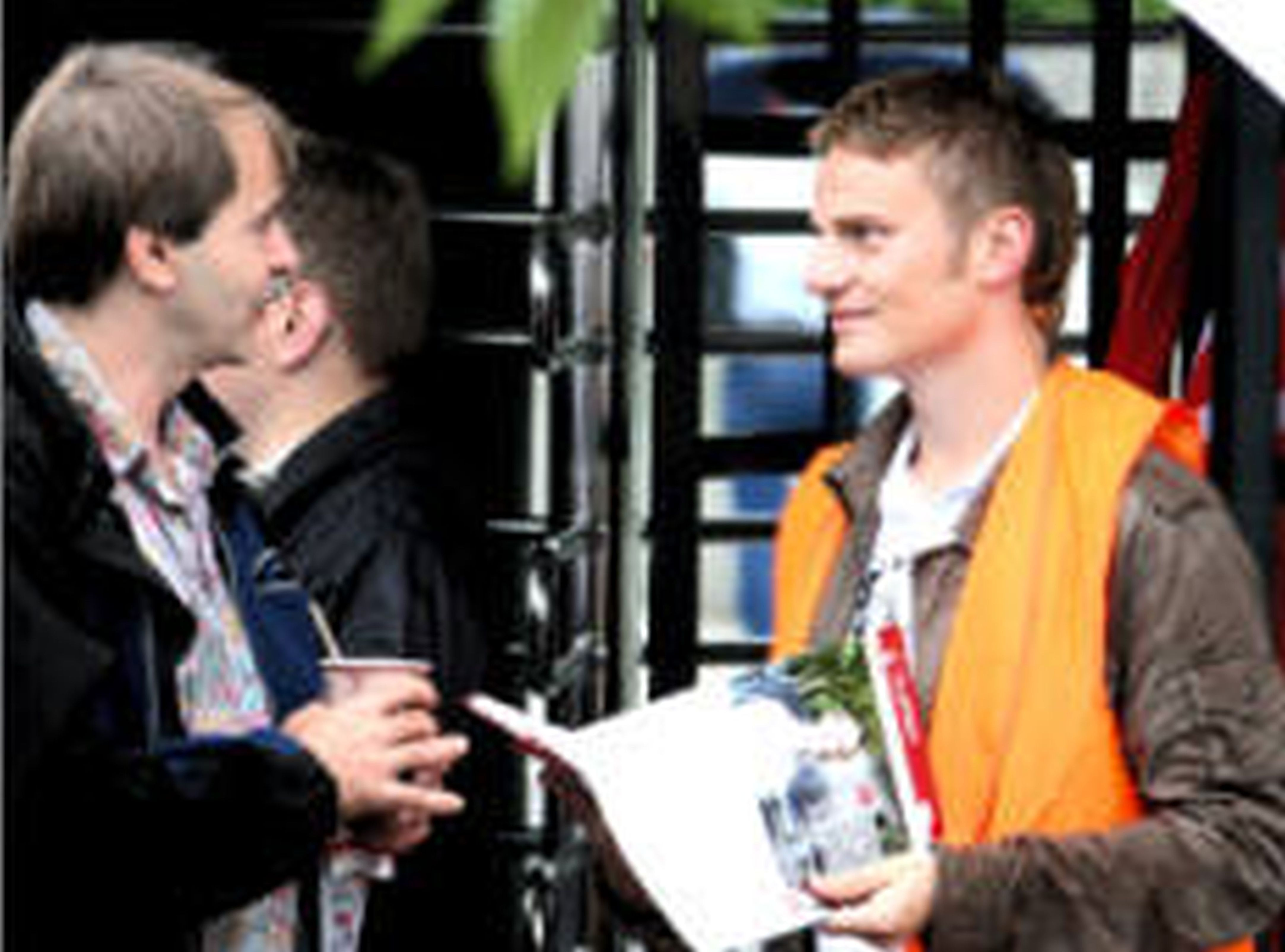 EADS_Flugblattverteilung_06.06.2008